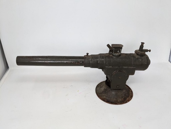 WWI Naval Cannon Replica