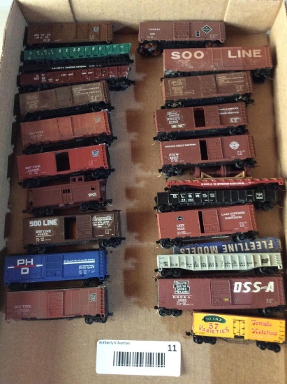 Various Makers, 20+ Freight Cars- Used