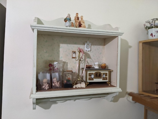 Miniature Room Box with Contents
