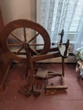 Traditional Ashford Spinning Wheel