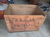 Famous Biscuit Company Crate, Pittsburgh PA