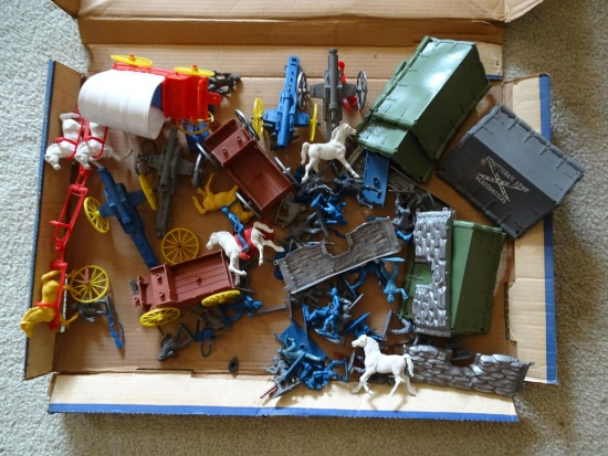 Blues & Grays Civil War Play Set in Original Box