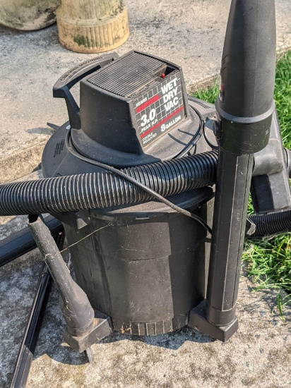Sears Craftsman 8 Gallon Wet-Dry Vac