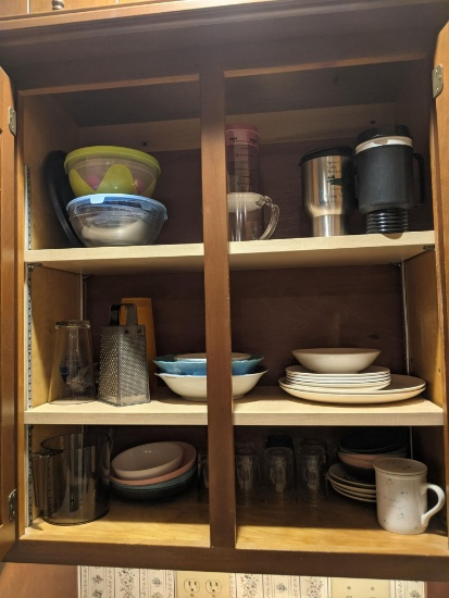 Contents of Kitchen Cabinet