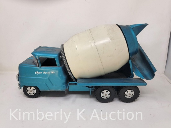 Structo Pressed Steel Toy U-Haul Ready Mix Cement Mixer