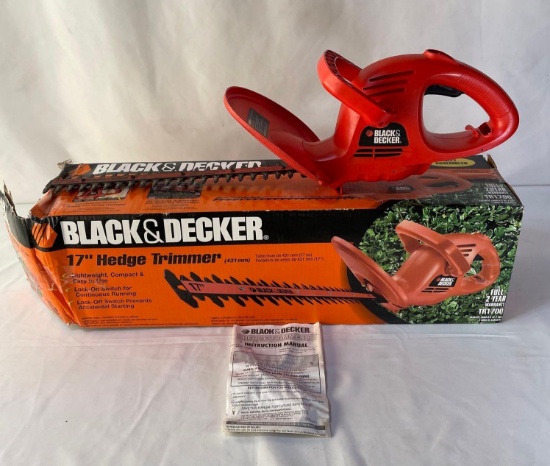 Black & Decker 17" Hedge Trimmer with Instructions and Box