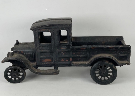 Antique Cast Iron PIck-Up Truck
