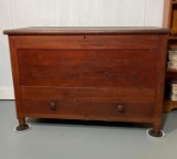 Early Blanket Chest with 2 Drawers in Base