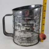 Vintage Bromwell's 3-Cup Flour Sifter