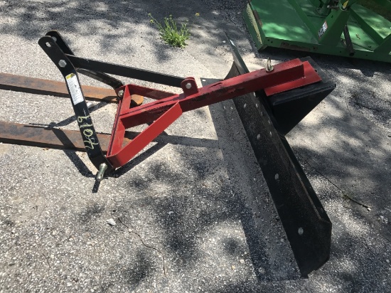 * SOLD * Howse Straight Blade 3pt