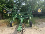 John Deere 2410 Cultivator