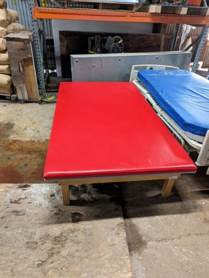 Red Trainer table