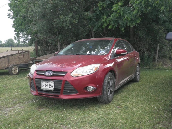 2014 Ford 4 Dr (Does not shift smoothly)