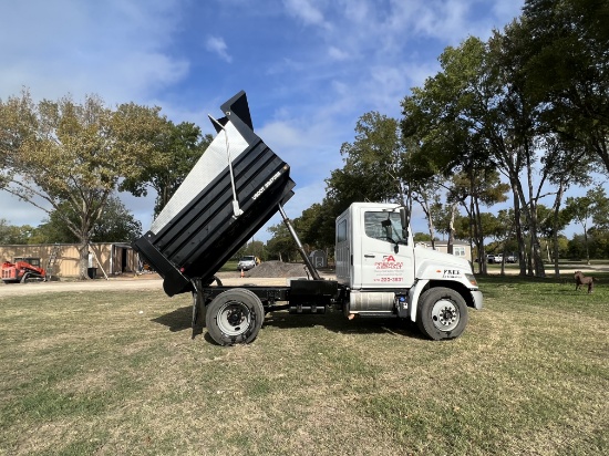 Hino 2013 338 Dump Truck UN Gause, TX