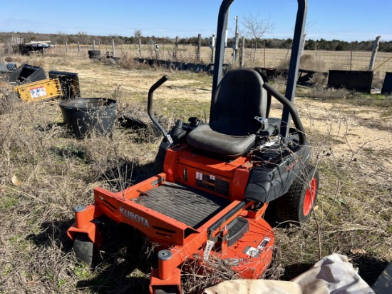 Kubota Z122RKW Mower 27573 Mexia TX