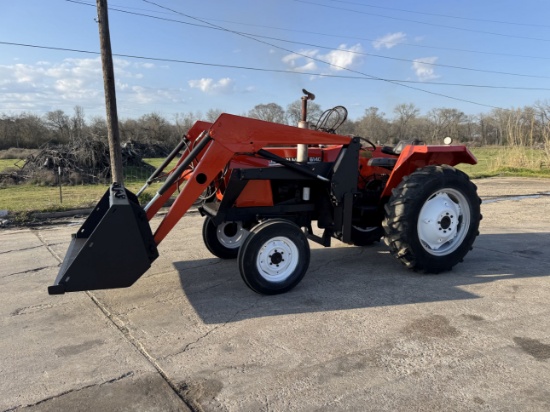 Allis Chalmers  6140  Tractor  .  Caldwell, TX