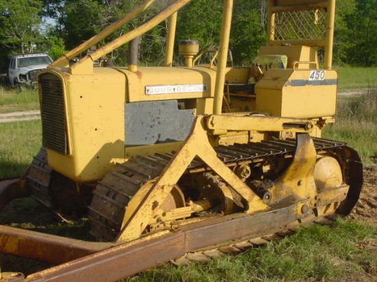 John Deere  .  450  Dozer   09932  Caldwell, TX