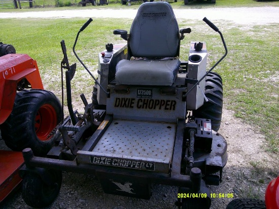 Dixie Chopper O turn mower