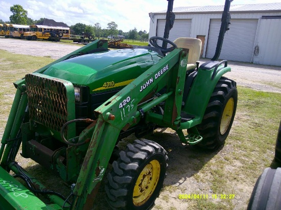 JD 4310 Tractor with loader
