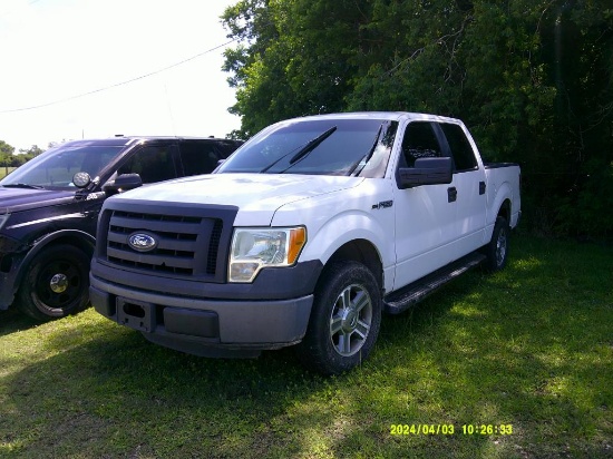 2011 Ford PU White
