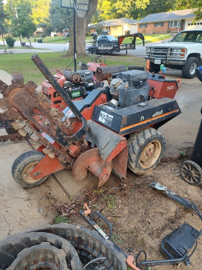 Ditch Witch 1820 Trencher/Horizontal Bore Longview, TX