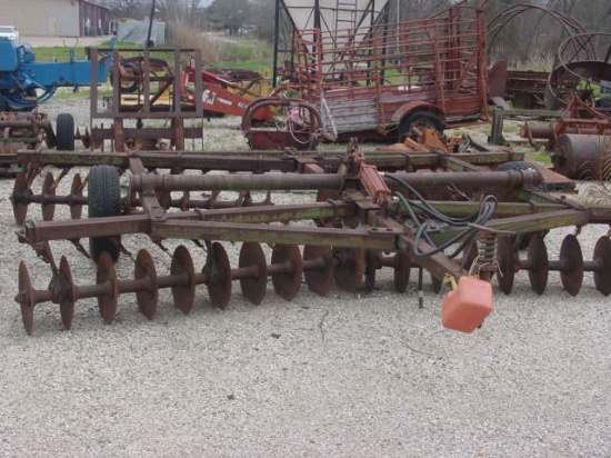 JD 12' Tandem Disk Caldwell, TX
