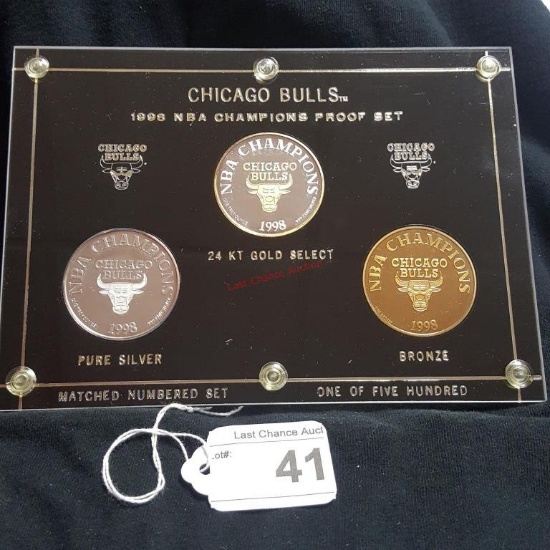 Chicago Bulls Consecutive Medallion Set