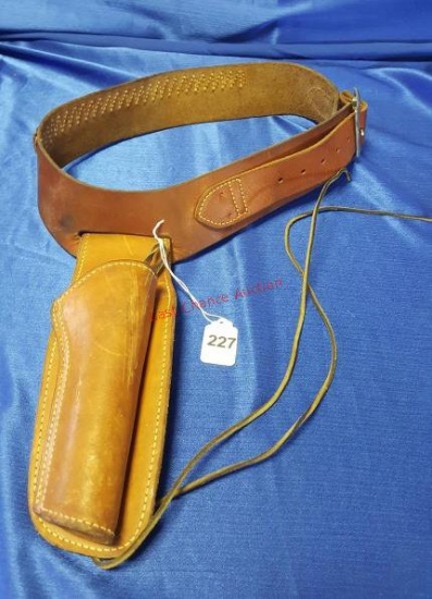Light Brown Leather Holster & Ammo Belt For 22