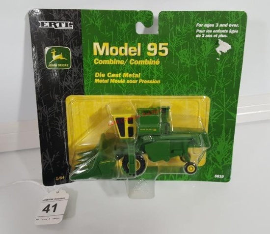 JD Model 95 Combine 1/64 Scale ERTL