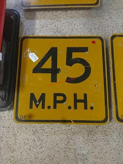 45 MPH Speed Limit Sign