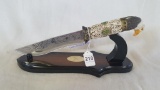 Eagle Knife W/ Stand