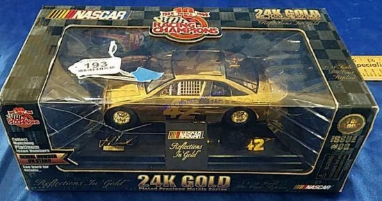 1999 24k Gold #42 Joe Nemecheck