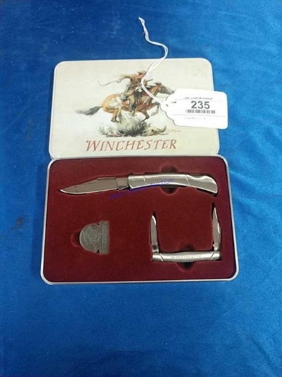 Winchester Folding Knives