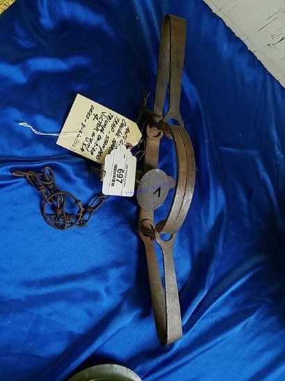 Antique Victor 4 2 Spring Animal Trap