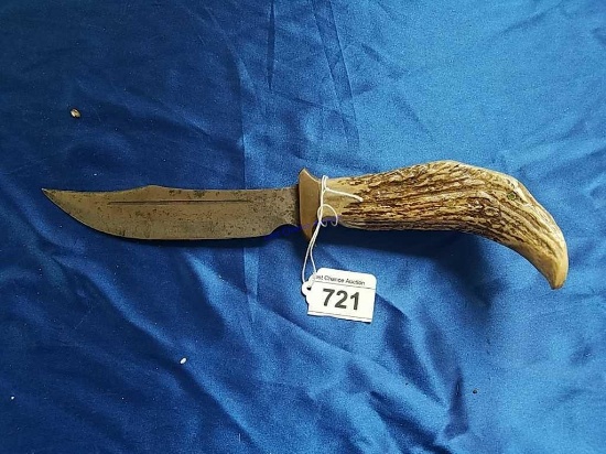 Antler with Green Gem Handle Knife