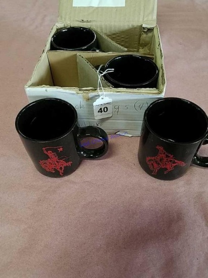 4-Marlboro Mugs NIB