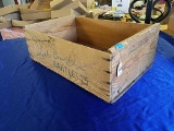 Mountain Lake Country Pear Crate
