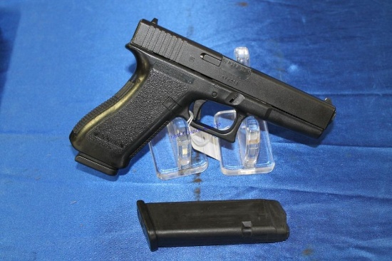 Glock 22 .40 Pistol Used