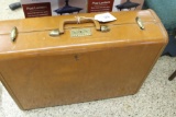 Vintage Sampsonite Suitcase