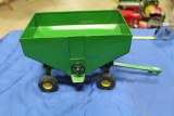 Joh Deere Feed Wagon