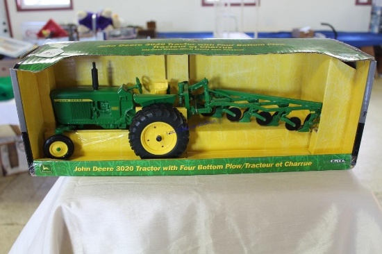 1/16 Ertyl John Deere Model 3020Tractor MIB