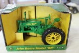 1/16 Ertyl John Deere Model BN Tractor MIB