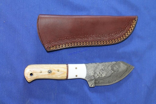 4 Inch Damascus Steel Blade w/ Wooden Handle