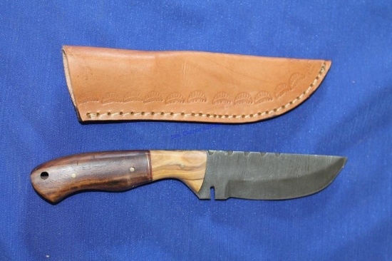 4 Inch Damascus Steel Blade w/ Wooden Handle