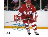 Steve Yzerman Detroit Red Wings Autographed 8x10 Photo Pic w/ GA coa