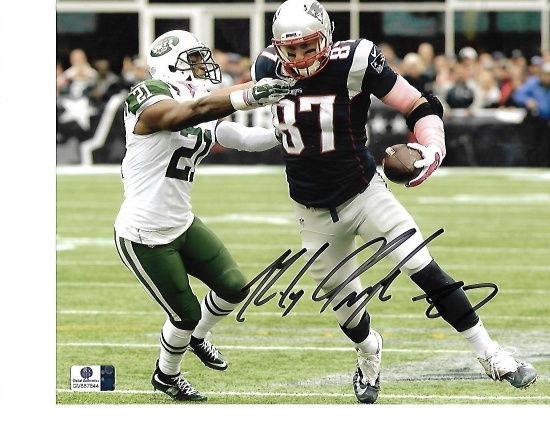 Rob Gronkowski New England Patriots Autographed 8x10 Stiff Arm vs Jets Photo w/GA coa