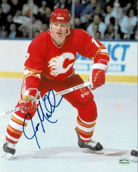 Joe Mullen Calgary Flames Autographed 8x10 Mancave Authenticated coa