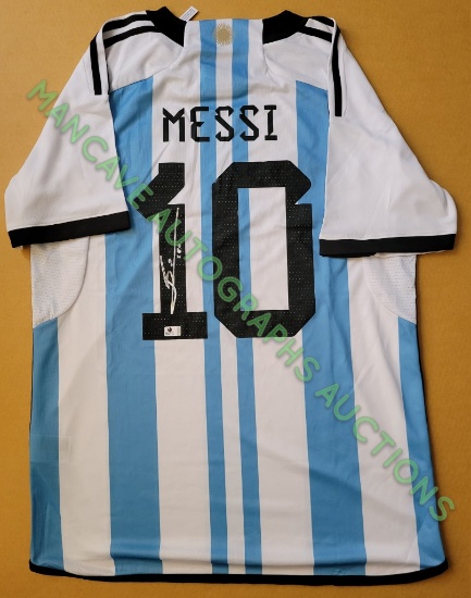 Lionel Messi Argentina Autographed 2022-23 FIFA World Cup Soccer Jersey GA coa