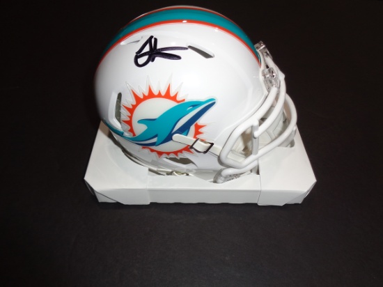 Tyreek Hill Miami Dolphins Autographed Riddell Mini Helmet GA coa