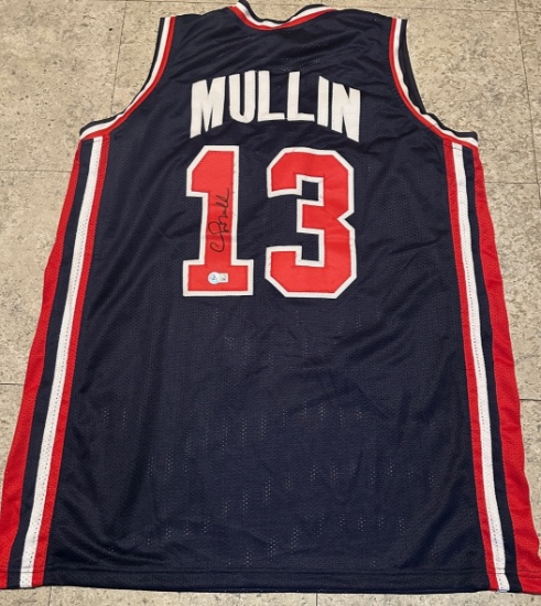 Sports & Entertainment Memorabilia Auction